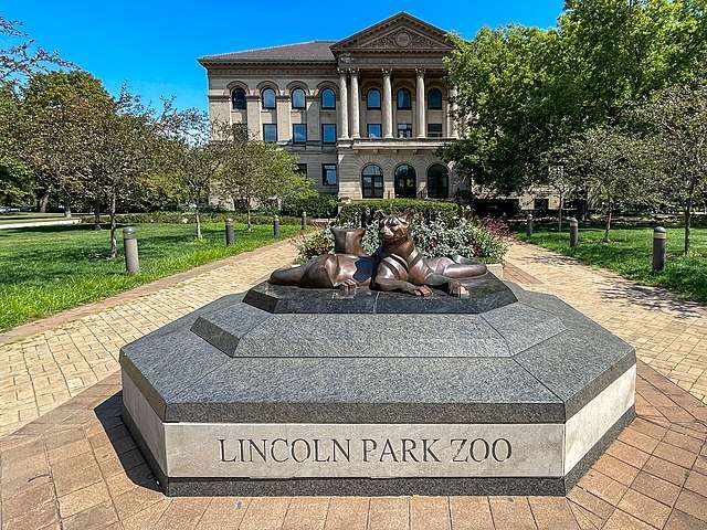 Lincoln Park Zoo main entrance