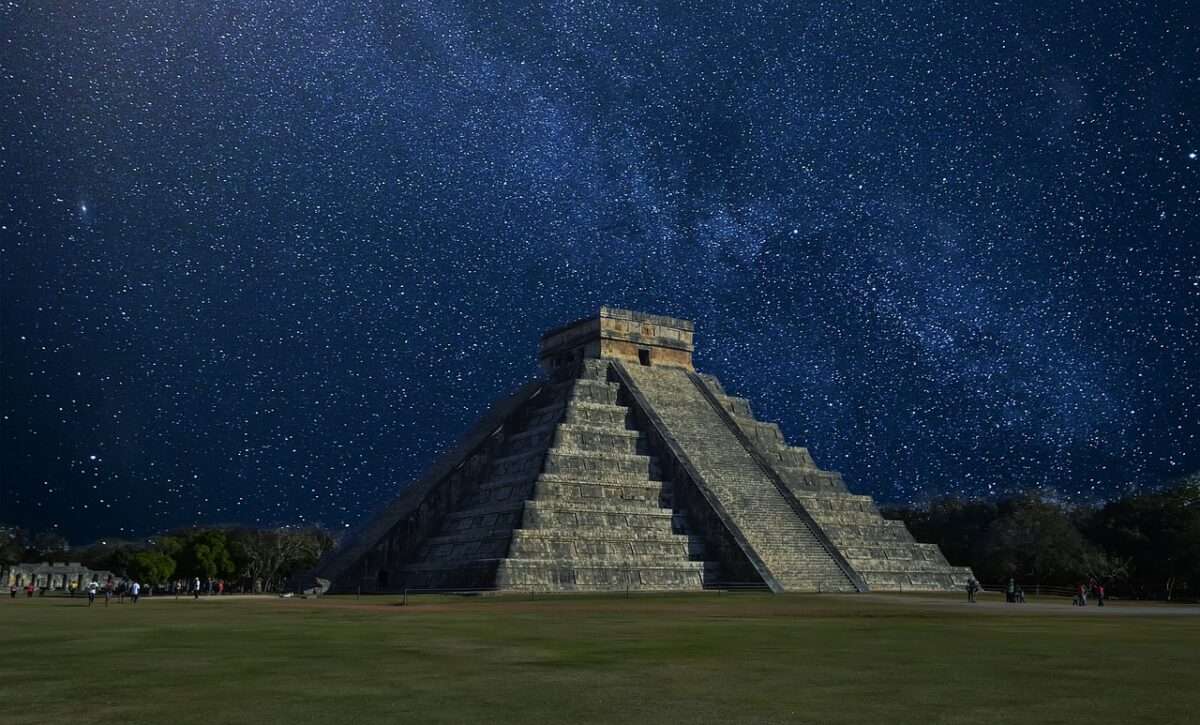 Stars illuminate the sky behind Chichen Itza